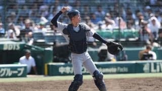 仙台育英スーパー1年生捕手の巧みなキャッチングにSNSでも絶賛の声が溢れる【夏の甲子園】