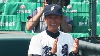 【夏の甲子園2025】準備を徹底したうえでの「ノーサイン野球」弘前学院聖愛・原田監督の次なる目標は「ノー監督野球」