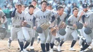 甲子園で流れた“不気味”な一曲「まじハマる」　ピンクのスタンドで演奏され反響「かなり好き」