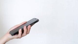 既婚男性の不倫、49%が「マッチングアプリ経由」。約3割は既婚者であることを伝えず