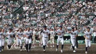 済美は4年ぶりの愛媛県勢初戦突破ならず、エース右腕が好救援も終盤に勝ち越し許す【25年夏甲子園】