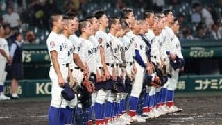 甲子園、“史上最遅”午後10時46分に決着　規定時間超えも異例の続行…綾羽が劇的勝利