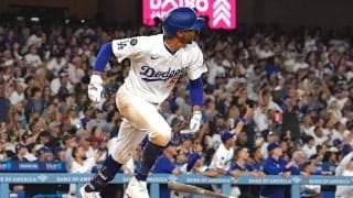 やっと見られたベッツの笑顔が「泣ける」　大谷興奮の逆転弾…“フリフリ”にSNS感慨