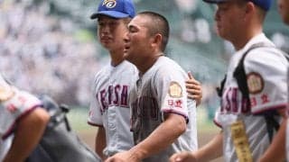 明秀日立の超強肩捕手、初戦敗退も盗塁阻止＆二塁打の好アピール！高校ではリード面を苦しむも正捕手の座を掴む