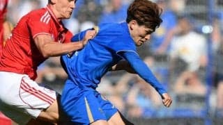 「最悪の決断だ」“消された”幻のループ弾を巡って波紋！　日本代表FWに対する判定を英解説が糾弾「すべてを台無しにした」