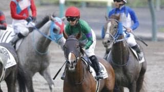 【札幌4R】キング騎乗 ドゥマーベリックが9馬身差圧勝