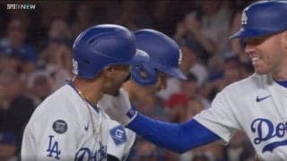 ベッツ逆転弾で大谷翔平も吠えた！ “MVPコンビ”の信頼関係滲む光景に「ベッツ迎える大谷の顔泣けた」SNS上も感涙