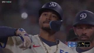 大谷翔平の敬遠を“絶対に許さない”ベッツ再び…相手グラブを弾き飛ばす怒りのタイムリーにファン興奮「ベッツが帰ってきた！」