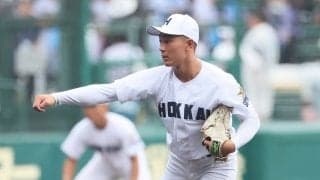 今夏最多出場の名門・北海に現れたスーパー1年右腕が147キロ！西武の絶対的守護神を参考に目指すは155キロ