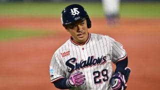 プロ野球で珍事、3日連続でライトゴロ成立　DeNA蝦名が強肩で小川を刺す、神宮どよめき