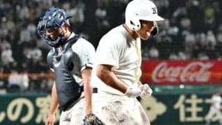 日大三の2年生4番打者・田中諒　勝負を決めるホームランを放つ