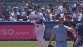 なんで打った…？ 大谷翔平、爆速弾で“異常事態”「ドン引き」「動揺してる」相手投手の様子がおかしくなる「これはショックだろ」