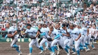 山梨学院152キロ右腕が快投、岡山学芸館の左腕と、尽誠学園の「エースで4番主将」が完封！【12日の夏甲子園】