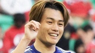 日本代表FW上田綺世の“超絶反応”右足ダイレクトボレー弾で開幕！｢反応速度がえげつない｣｢結局お前や日本のストライカーは｣の声
