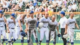 健大高崎「メンバー外」の支え原動力に　部員みんなで目指した日本一