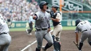 素振り1千回の仲間と成長した夏　花巻東、反撃起点打の高橋選手