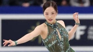 宇野昌磨さんも「いいね！」本田真凛さんが多彩なファッションでフォロワー魅了　「凄い。ありがとう」プールでの水着姿も