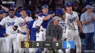 大谷翔平が「真っ先にテオスカーを称える」一幕に反響 「やっぱり聖人」「大谷さんも心なしか嬉しそう」グータッチで笑顔戻る