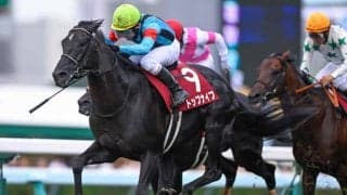 【札幌記念結果】10番人気トップナイフが3度目の挑戦でV！ 横山典弘騎手はJRA重賞最年長勝利記録を更新
