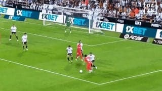 無双！ 久保建英のライン際切り返し→強靭ボールキープが「鬼だな」「まじで上手すぎる」敵守備陣を翻弄した一部始終