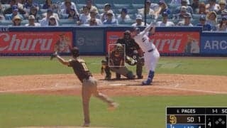 なんだこれは…？ ダルビッシュ、内角をエグる“魔球”「軌道ヤバい」大きく変化する“高速シンカー”→マンぶり三振「さすが魔球王」