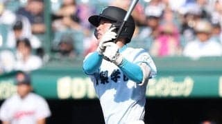 甲子園で驚異の“.800”は「ヤバいな」　王者撃破で勢いづく打棒…4番捕手が「えぐすぎる」