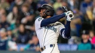 投手にバット投げつけ退場　激怒の元有望株が出場停止処分＆罰金…MLB機構が発表