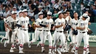 「夏の東洋」復権　東洋大姫路の主将が語る、勝利への岡田監督の教え