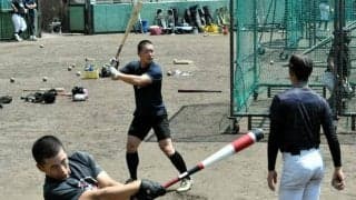 準決勝の舞台へ山梨学院　吉田監督、沖縄尚学と「戦ってみたかった」