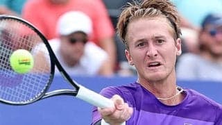  25歳 逆転勝ちで復帰戦8強 