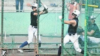 日大三が練習に汗　「強打の三高」らしく打撃重視　決勝進出決める