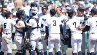 激闘直後…エース左腕が駆け寄った相手「マジで泣きそう」　NHK中継が捉えた“感動の光景”