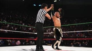 どうなってるの？ メキシコ人レスラーが衝撃の「630°」ぐるぐる大回転フィニッシャーに会場騒然「背中痛くないのか」