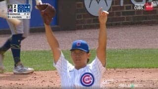 今永昇太を救った！ カブスPCAの“超速守備”に「アメイジング」 今永も両手を上げ“激賞”