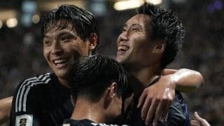 ｢ウルトラマン？｣｢歯磨き粉？｣日焼けしすぎた日本代表MF鎌田大地がモデル、“白×青赤ライン”Cパレス新サードユニが話題！