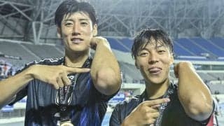 ｢紫のワンダーボーイ｣J1広島の大卒ルーキーFW中村草太の電撃的ワールドクラス弾に｢神降臨｣とファン歓喜！｢パーフェクトプレー×3のゴラッソでした｣