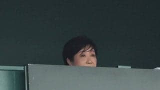 小池百合子東京都知事が甲子園を生観戦！西東京代表・日大三と沖縄尚学の戦いに熱視線！【25年夏甲子園】