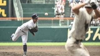 沖縄尚学が息詰まる攻防を制す　日大三は四回満塁の好機生かせず