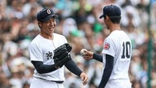 新垣有→末吉　沖縄尚学、進化続けた2年生リレーで夏の勲章