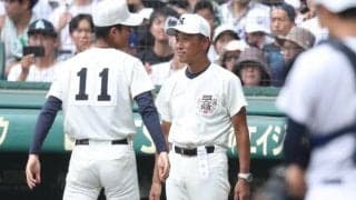 甲子園閉幕後…監督の“行動”に感動「泣けてきちゃう」　両校の去り際が「尊すぎる」