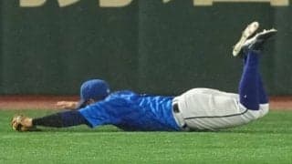 岡本が2度の“被害”…東京Dが戦慄した衝撃美技「何回も見たくなる」　G党脱帽「お手上げ」