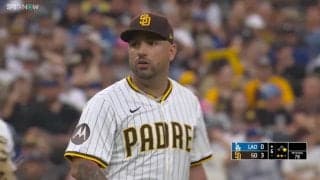 オオタニと対戦希望！ クセ強ピッチャーが“降板拒否”リアクションで大谷翔平と「真っ向勝負」の一部始終