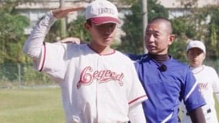 小学生で直したい“投げ方の悪癖”　原因は「手のひら」…理想のトップを作る敬礼ポーズ