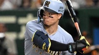 8月6発も「不振」を指摘された佐藤輝明　響いたNPB525発打者の“解説”「シンプルに考えて、打ったらいい。変に考えると…」