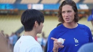 ド軍戦に現れた“超大物”が異例の行動　イケメン右腕からまさかの助言に「なんてこった」