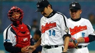 乱闘で退場…招待した母親から「恥ずかしかった」　球団初のFA入団も待っていた“悪夢”