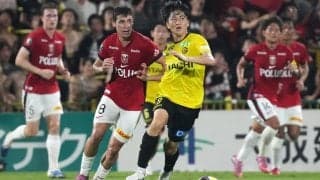 ｢彼に恋したサポーターは多い｣日立台で深々と頭を下げたJ1柏の“元恋人”に感謝の拍手！｢サヴィオのおかげで今のレイソルがある｣｢柿谷の言葉のチョイスが素敵｣