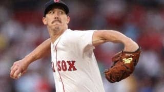 ド軍との再契約も!? “WS胴上げ投手”となった右腕のレッドソックス解雇に広まる衝撃「我慢の限界を迎えていた」
