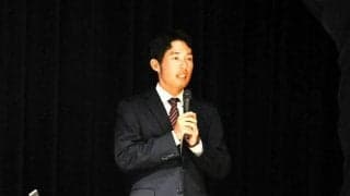 元楽天の森山周さん警察学校で講話　「プロとして自覚と責任感」