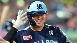 村上宗隆、衝撃の“3打席連発”　バックスクリーンに豪快弾…月間11本目、今季13号